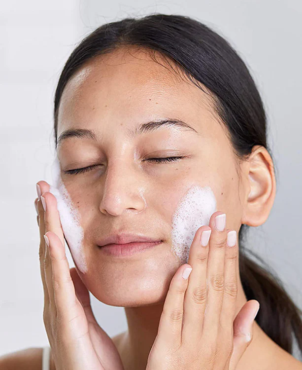 Mild Foaming Face Wash - Image 7